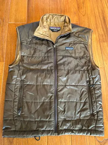 Patagonia 라이트 다운 베스트 올리브 그린