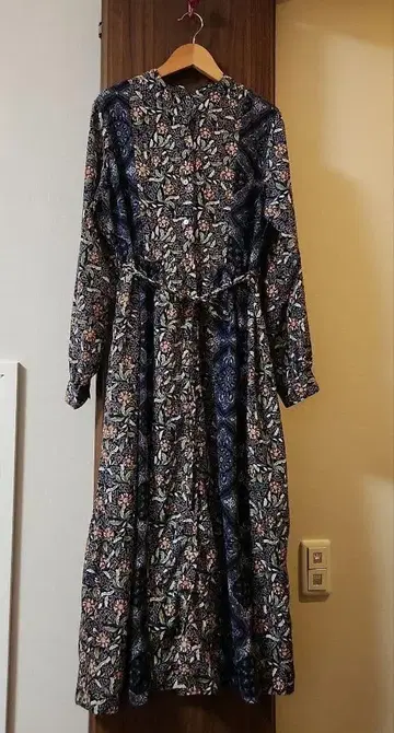 새상품급 HARE 하레 롱 원피스 A라인 꽃무늬 페이즐리