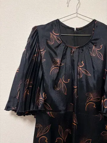 꽃무늬 롱 원피스 소매 플리츠 빈티지