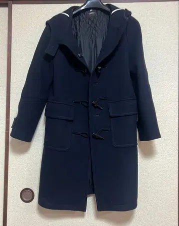 아마카 컬렉션 네이비 더플 코트 후드 부착