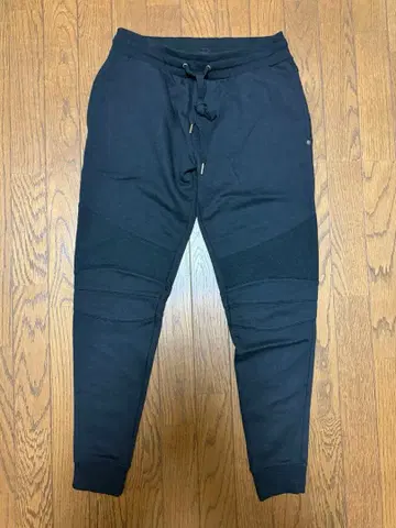 1PIU1UGUALE3 RELAX 맨투맨 조거 팬츠