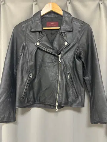 URBAN RESEARCH 블랙 가죽 자켓