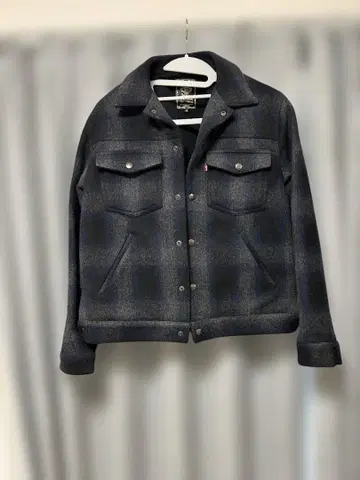 라디얼 체크 무늬 울 자켓 M