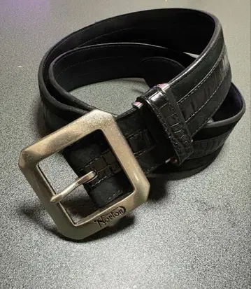 Norton 크로커다일 패턴 벨트