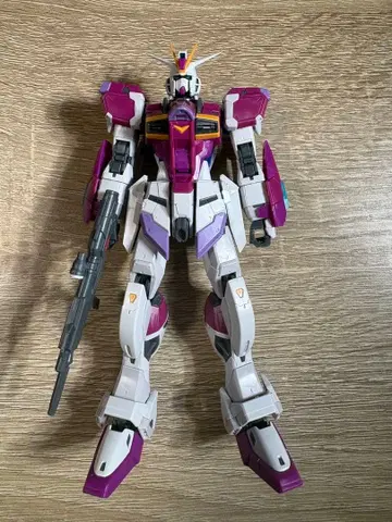 RG 데스티니 임펄스 (부분 조립)