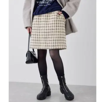 미사용 로페피크닉 트위드 스커트