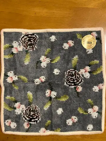 FEILER 꽃무늬 손수건 그레이