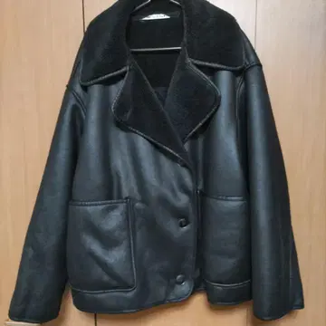ZARA 보아 안감 페이크 가죽 자켓