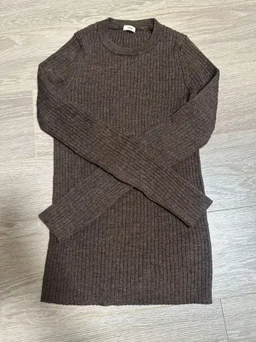 IENA 울 긴팔 리브 니트