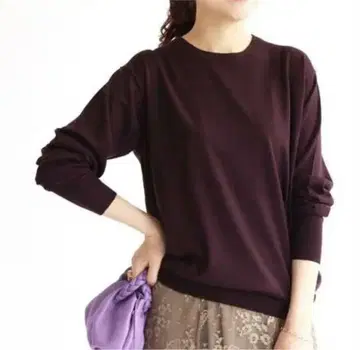 새상품 이에나 ALBA 크루넥 풀오버