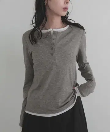 LIAN 바이컬러 헨리넥 풀오버