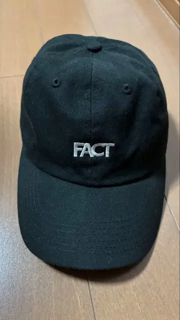 FACT 자수 로고 블랙 캡