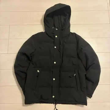 LASKA 다운 자켓 M 블랙 후드 부착 다운 자켓
