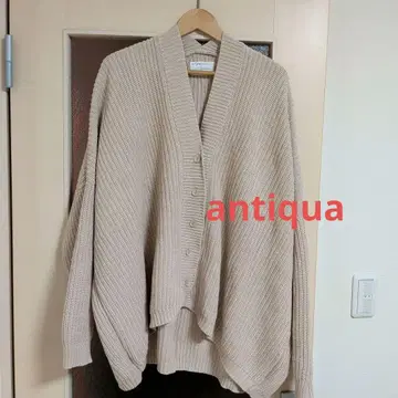 antiqua patterntorso 베이지 니트 가디건
