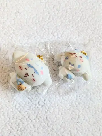 치이카와 x 산리오 플로키 마스코트 참 (하치와레/시나모롤)