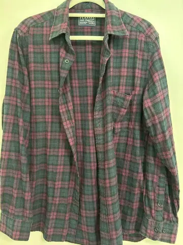 체크 무늬 플란넬 셔츠