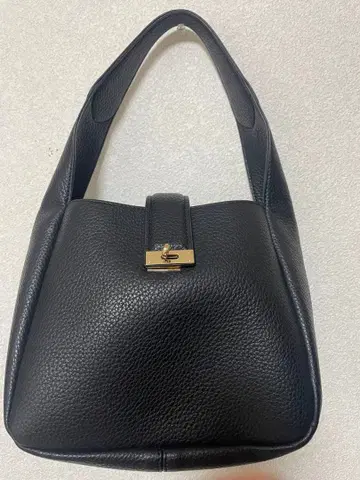 새상품급 블랙 핸드백
