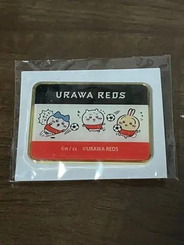 우라와 레즈 치이카와 (먼작귀) 핀 배지