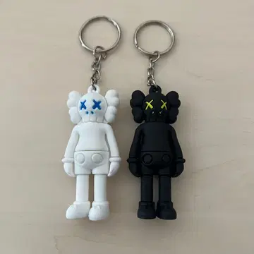 KAWS 카우스 러버 피규어 키링 세트