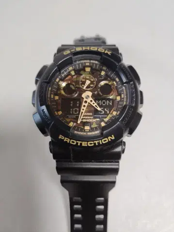 CASIO G-SHOCK 블랙 손목시계