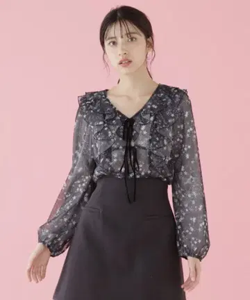 [ 새상품급 ] 질 바이 질 스튜어트*별 패턴 튤 블라우스