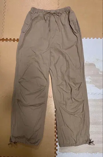 SHISHIKUI 파라슈트 팬츠 / 베이지 사이즈 M