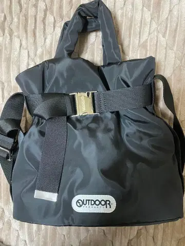 OUTDOOR 블랙 토트백