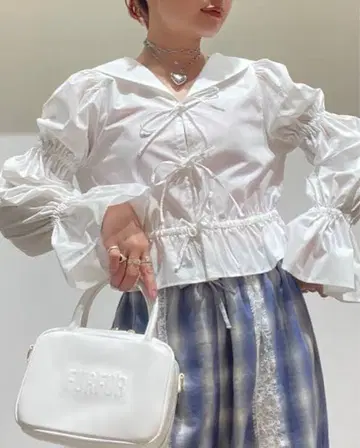 FURFUR 리본 세일러 카라 블라우스