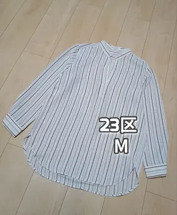 새상품급 23구 스트라이프 밴드 카라 블라우스 스키퍼 M 손세탁