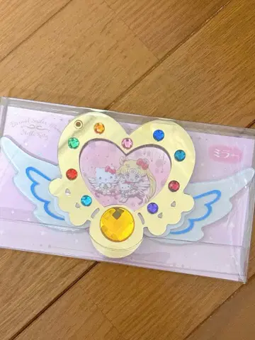 세일러문 x 산리오 거울