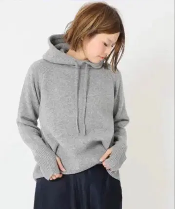 새상품급 뮤즈 두지엠 클라세 CA5G 후드 풀오버