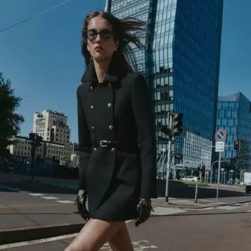 ZARA 블랙 울 혼방 숏 기장 더블 브레스트 코트 XS 사이즈