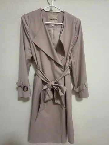 [ 새상품급 ] Apuweiser-riche 아푸와이저 리셰 트렌치코트