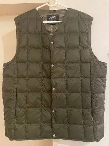 TAION 베이직 V넥 버튼 이너 다운 베스트