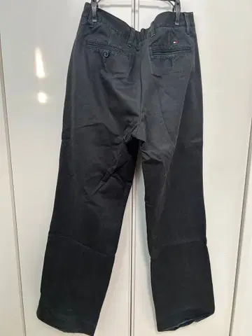 TOMMY 블랙 치노 팬츠