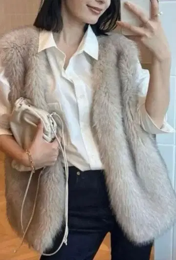 택 포함 미사용 새상품 아뉴앙스 숏 퍼 베스트 그레이 베이지