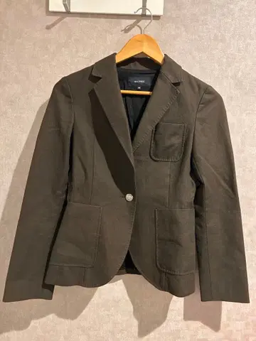 새상품급*맥피* 투모로우랜드 카키 자켓 성인 출퇴근 수트