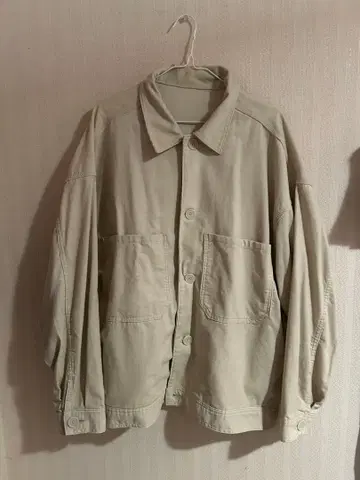 GU 베이지 버튼 달린 셔츠 자켓 XL