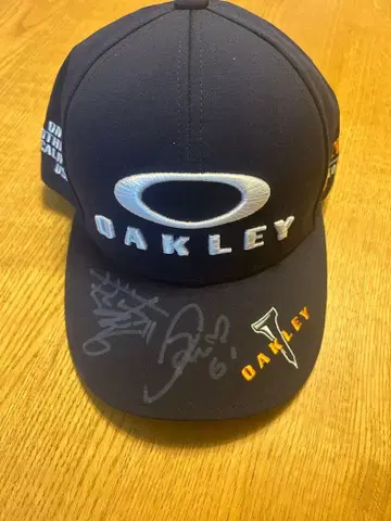 Oakley 사인 포함 캡 네이비