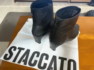 STACCATO 블랙 숏부츠