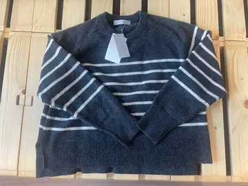 차콜 그레이 보더 니트