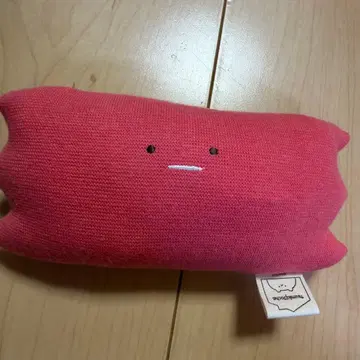 빨간 얼굴 봉제 인형 게