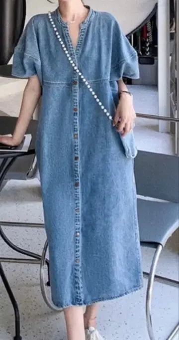 겨울 세일 미사용 DEOS FRONT 데님 블루 원피스 오버롤 스커트