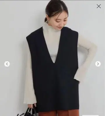 DEEP 딥 브이넥 니트 베스트 워셔블