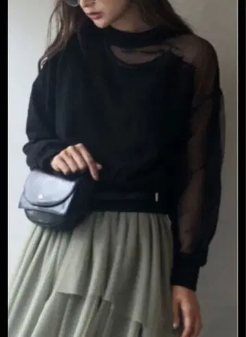 AMERI 아메리 맨투맨 상의 시스루