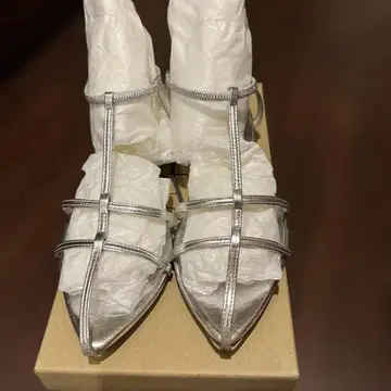 LE TALON 실버 샌들