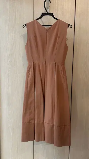 BEAUTY&YOUTH 뷰티 앤 유스 핑크 슬리브리스 드레스