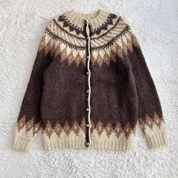 새상품급 아이슬란드제 가디건 노르딕 무늬 핸드 니트 네이비 버튼