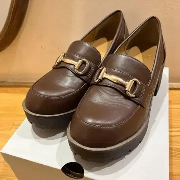 브라운 가죽 로퍼 높은 힐