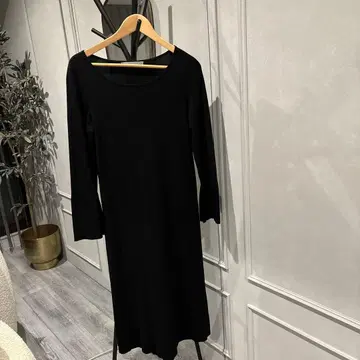 theory luxe 블랙 니트 원피스 긴팔